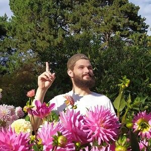 Meet your Posher, Abdul